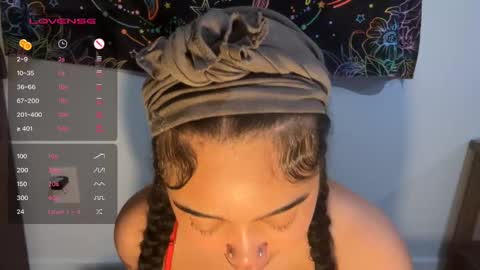 Snapshot of dayqueen1 chatting on September 12, 2025, 8:47 am dayqueen1 online show from September 12, 2025, 8:47 am