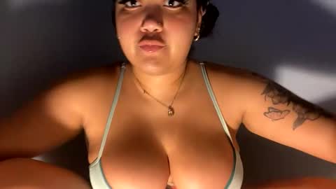 Snapshot of dayqueen1 chatting on April 26, 2026, 8:56 am dayqueen1 online show from April 26, 2026, 8:56 am