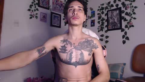 dazzayy online show from December 25, 2024, 12:59 am