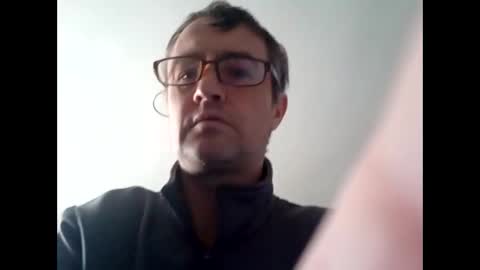 Snapshot of dazzill chatting on January 8, 2025, 12:58 pm Dazzill online show from January 8, 2025, 12:58 pm