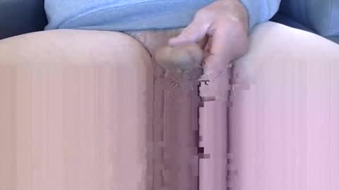 Snapshot of dc4223 chatting on February 19, 2026, 10:06 pm dc4223 online show from February 19, 2026, 10:06 pm