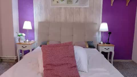 Shari online show from July 7, 2026, 7:23 am