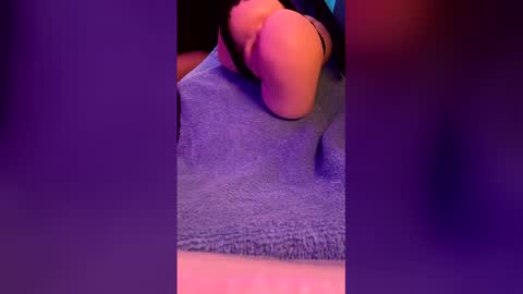 Snapshot of ddawggg8008 chatting on March 5, 2026, 5:25 am ddawggg8008 online show from March 5, 2026, 5:25 am