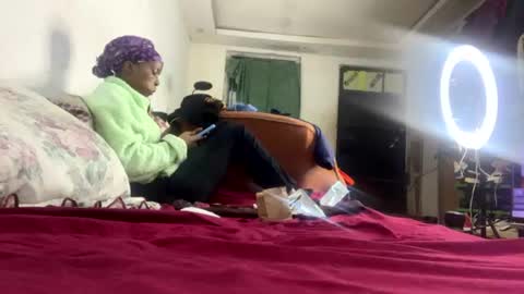 de_maskedcouple online show from July 12, 2026, 1:40 am