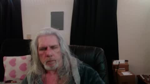 Snapshot of deaconoddeye chatting on December 15, 2025, 8:29 am deaconoddeye online show from December 15, 2025, 8:29 am