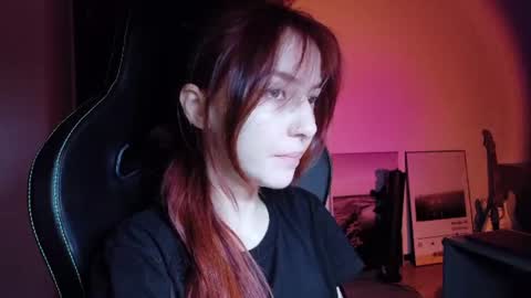 Snapshot of dead_girll chatting on June 22, 2026, 12:35 am freak online show from June 22, 2026, 12:35 am