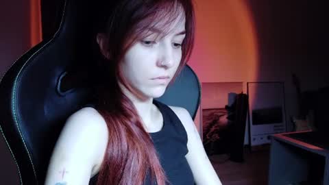 Snapshot of dead_girll chatting on June 24, 2026, 12:53 am freak online show from June 24, 2026, 12:53 am