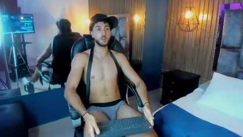 Snapshot of dean_aimee chatting on July 29, 2026, 11:30 am Dean Aimee online show from July 29, 2026, 11:30 am