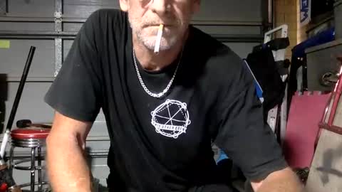 Snapshot of deanofflove2210 chatting on March 4, 2025, 6:47 am deanofflove2210 online show from March 4, 2025, 6:47 am