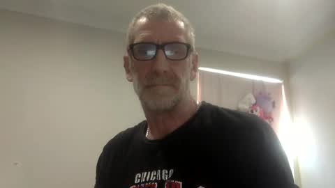 deanofflove221000 online show from September 15, 2025, 4:12 am