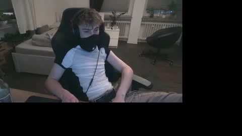 Dean online show from October 28, 2025, 5:59 pm