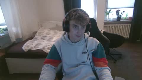 Dean online show from November 21, 2025, 3:33 pm