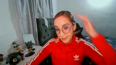 Snapshot of dear_juliet chatting on October 21, 2025, 11:05 pm Juliet online show from October 21, 2025, 11:05 pm