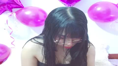 Snapshot of dearabbie chatting on February 11, 2025, 10:15 am DearAbbie online show from February 11, 2025, 10:15 am