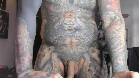    online show from February 21, 2025, 10:04 pm