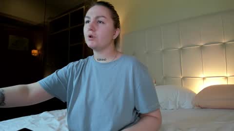 Debbie Mon Tue Fri Sun Sat GMT 3 1000am - 0400pm  online show from October 7, 2025, 4:15 pm