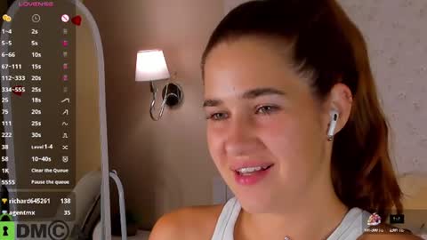 Jennifer online show from July 17, 2026, 10:25 pm