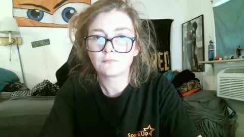 DEBBIE online show from October 24, 2025, 8:49 pm