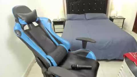 Snapshot of debora_brown_ chatting on March 21, 2026, 10:35 pm Dbora online show from March 21, 2026, 10:35 pm