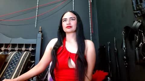 Deborah online show from November 28, 2025, 10:12 pm