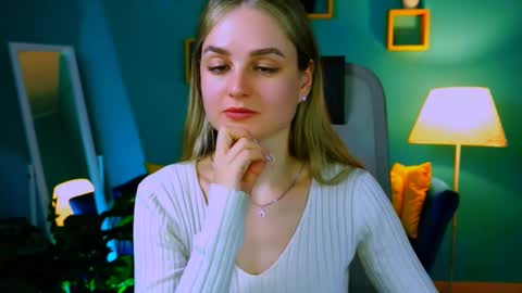 Debora online show from March 9, 2025, 2:54 pm