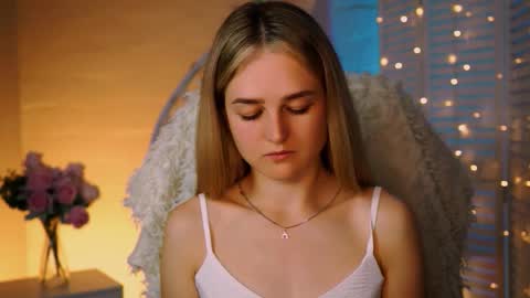 Debora online show from September 10, 2025, 3:39 am