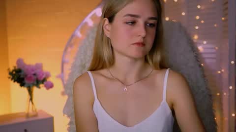 Debora online show from September 14, 2025, 3:38 am