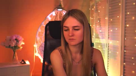 Debora online show from March 12, 2026, 4:18 am