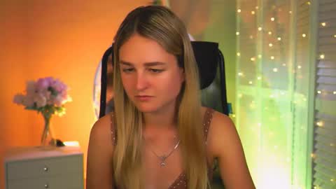 Snapshot of deboralarson chatting on May 16, 2026, 3:25 am Debora online show from May 16, 2026, 3:25 am