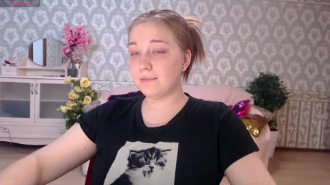 debramust online show from December 28, 2024, 10:13 pm