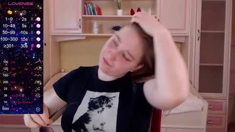 debramust online show from February 21, 2025, 7:43 pm