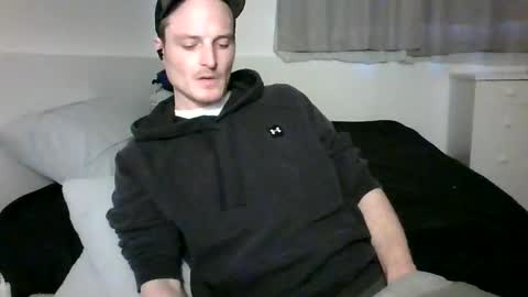 Dee4dayz online show from May 11, 2026, 1:11 am