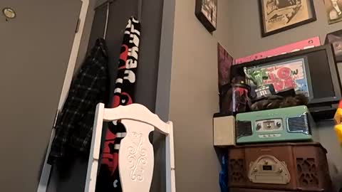 deedeequeen420 online show from March 3, 2025, 9:33 am