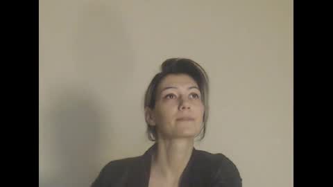 Snapshot of deelightfull chatting on December 24, 2024, 11:38 am Deelightfull online show from December 24, 2024, 11:38 am