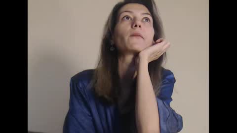 Snapshot of deelightfull chatting on February 5, 2025, 8:43 am Deelightfull online show from February 5, 2025, 8:43 am