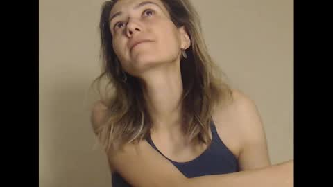 Snapshot of deelightfull chatting on February 8, 2025, 7:49 pm Deelightfull online show from February 8, 2025, 7:49 pm