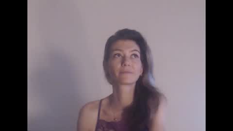 Snapshot of deelightfull chatting on September 18, 2025, 9:11 am Deelightfull online show from September 18, 2025, 9:11 am