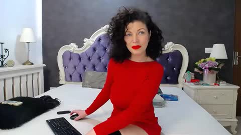 DeenaJay online show from January 29, 2025, 6:12 am