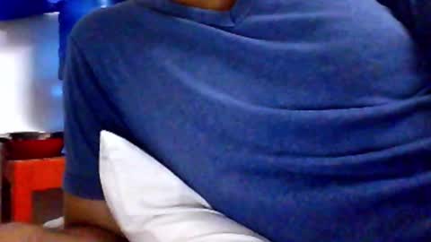 sandy4umylove2014 online show from September 14, 2025, 1:21 pm