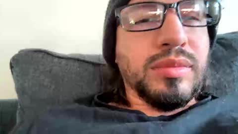 Berto online show from November 22, 2025, 7:13 pm