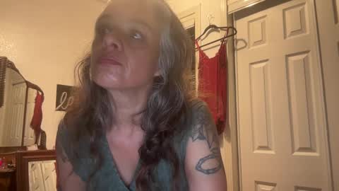 Tori online show from October 6, 2025, 3:04 am