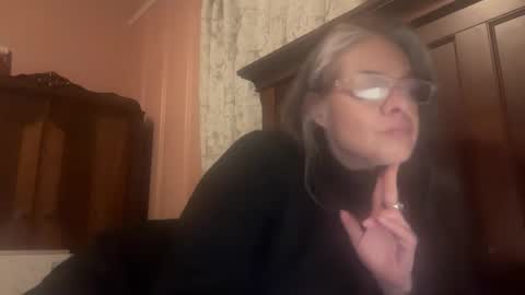 Tori online show from February 24, 2026, 5:05 am