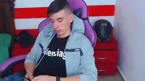 Snapshot of deiby_baby chatting on December 6, 2024, 2:57 am DEIBY online show from December 6, 2024, 2:57 am