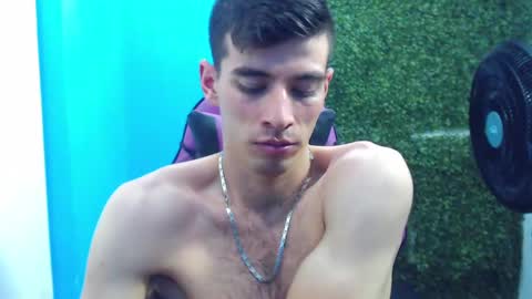 Snapshot of deiby_baby chatting on January 10, 2025, 12:06 am DEIBY online show from January 10, 2025, 12:06 am