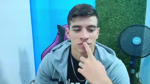 Snapshot of deiby_baby chatting on February 8, 2025, 4:25 am DEIBY online show from February 8, 2025, 4:25 am