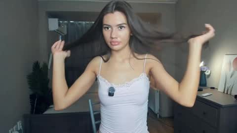 Laura online show from May 23, 2026, 7:24 am