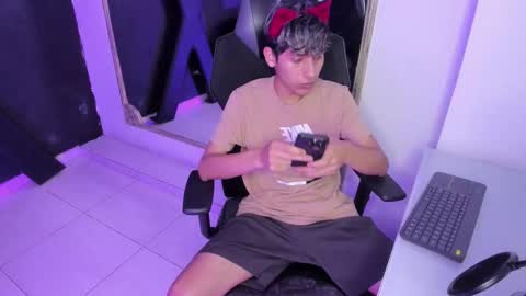 Snapshot of deilanwolf chatting on March 3, 2026, 4:29 am Deilan Wolf online show from March 3, 2026, 4:29 am