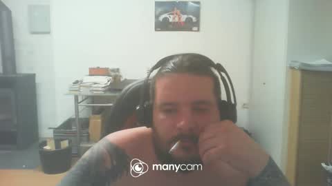 Snapshot of deinspielzeug87 chatting on January 2, 2025, 3:19 pm deinspielzeug87 online show from January 2, 2025, 3:19 pm