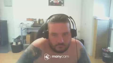 Snapshot of deinspielzeug87 chatting on February 2, 2025, 12:57 pm deinspielzeug87 online show from February 2, 2025, 12:57 pm