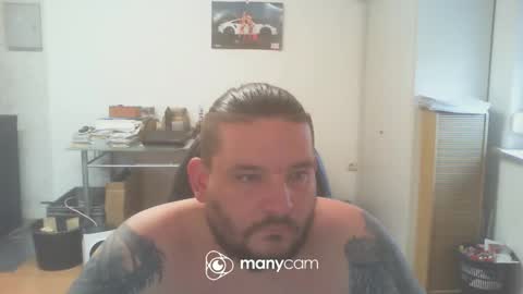 Snapshot of deinspielzeug87 chatting on February 11, 2025, 1:41 pm deinspielzeug87 online show from February 11, 2025, 1:41 pm